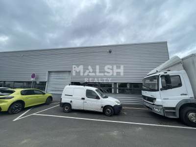 Location Locaux d'activités - Entrepôts à Vaulx-en-Velin