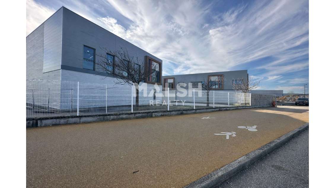 Locaux d'activités et bureaux neufs Vaulx-en-Velin