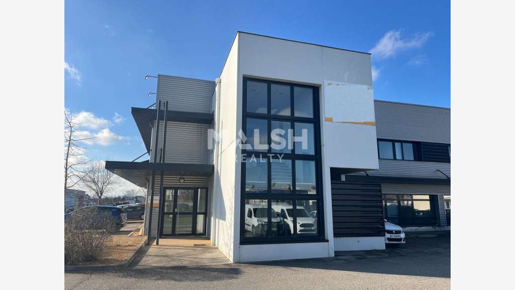 A louer locaux d'activités 2909m² à Vaulx en Velin