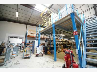 LOCAL D'ACTIVITE A LOUER - 569 m² - VAULX EN VELIN
