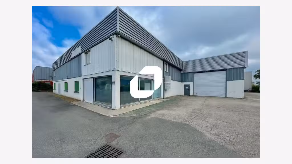 A louer Local d'activité 1373m² Vaulx en velin