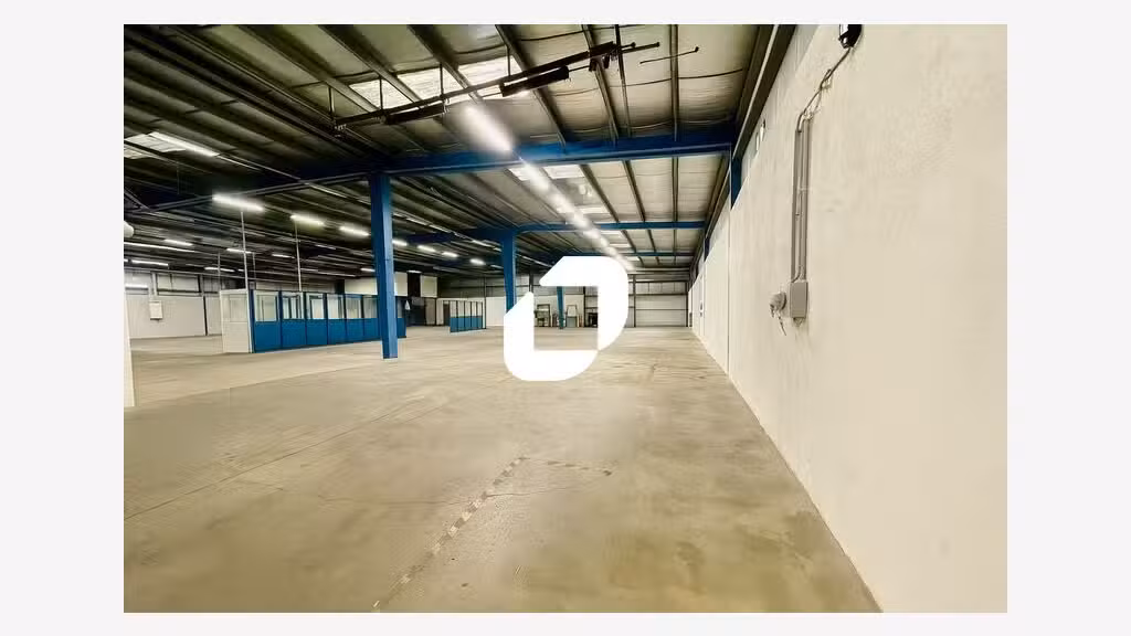 A louer Local d'activité 1373m² Vaulx en velin