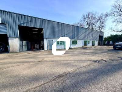 A louer Local d'activité 914m² Vaulx en velin