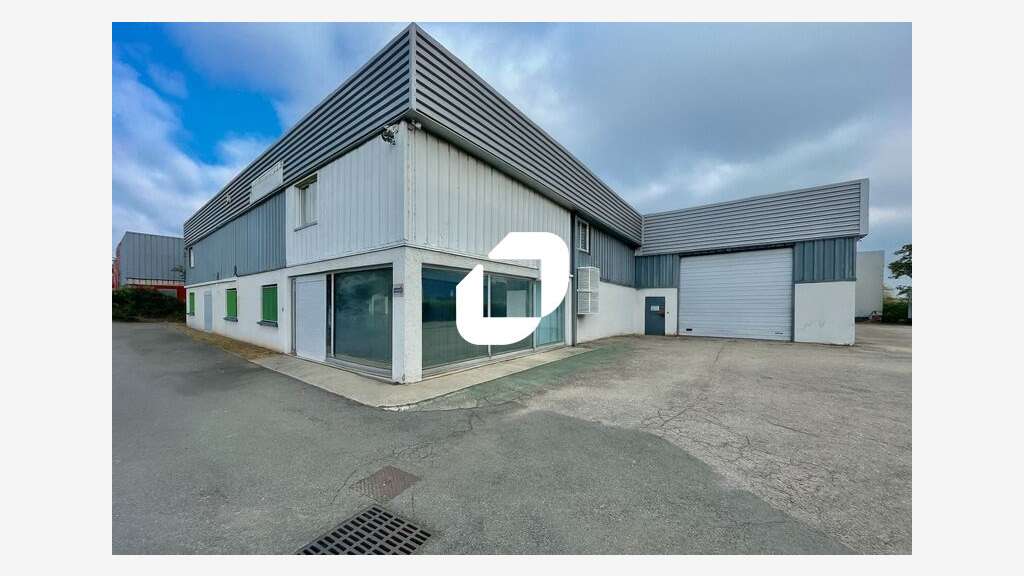 A louer Local d'activité 1373m² Vaulx en velin