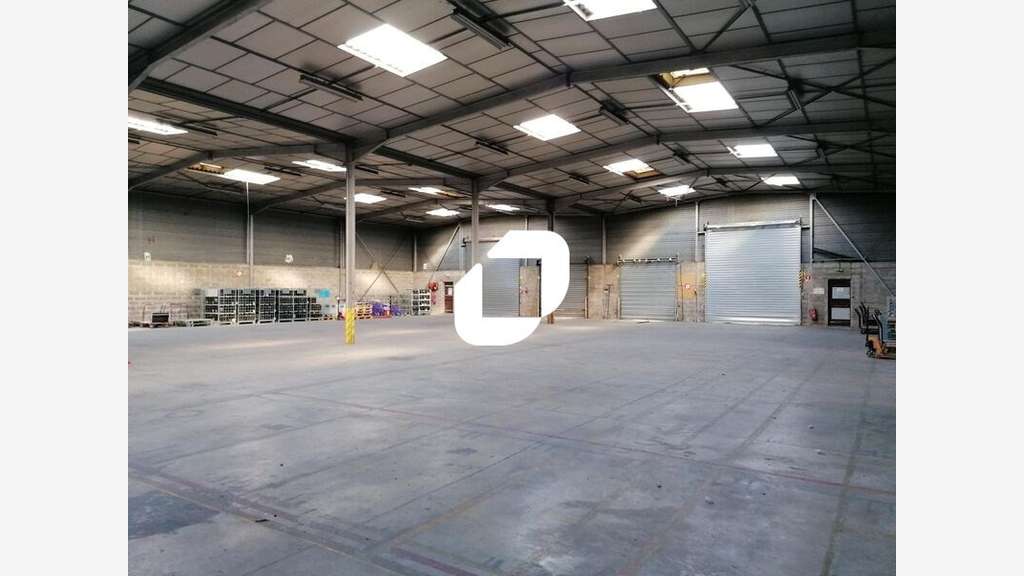 A louer Local d'activité 1180m² Vaulx en velin