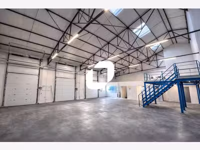 A louer Local d'activité 2909m² Vaulx en velin