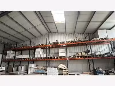 À louer – Local d'activités de 500 m² à Vedène – V