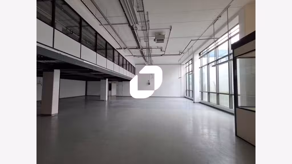  vous propose à la location une surface d'