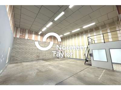 Location Locaux d'activités - Entrepôts à Vendargues