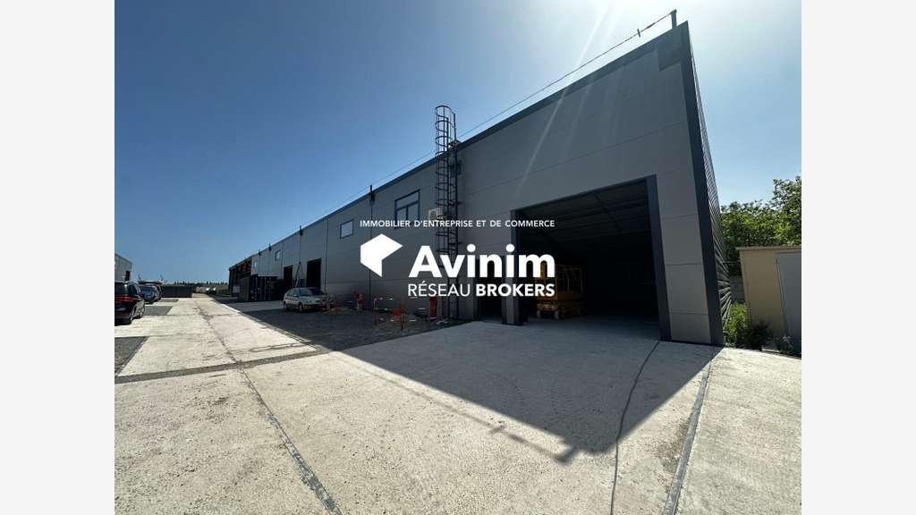 Local d’activité modulable 150m² à 300m² à Vendres
