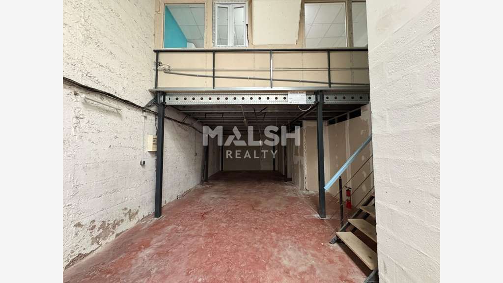 Local d'activités à louer 413m² à Vénissieux