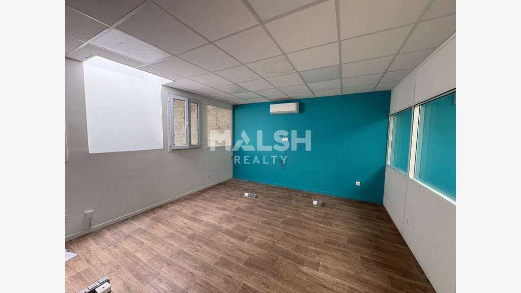 Local d'activités à louer 413m² à Vénissieux