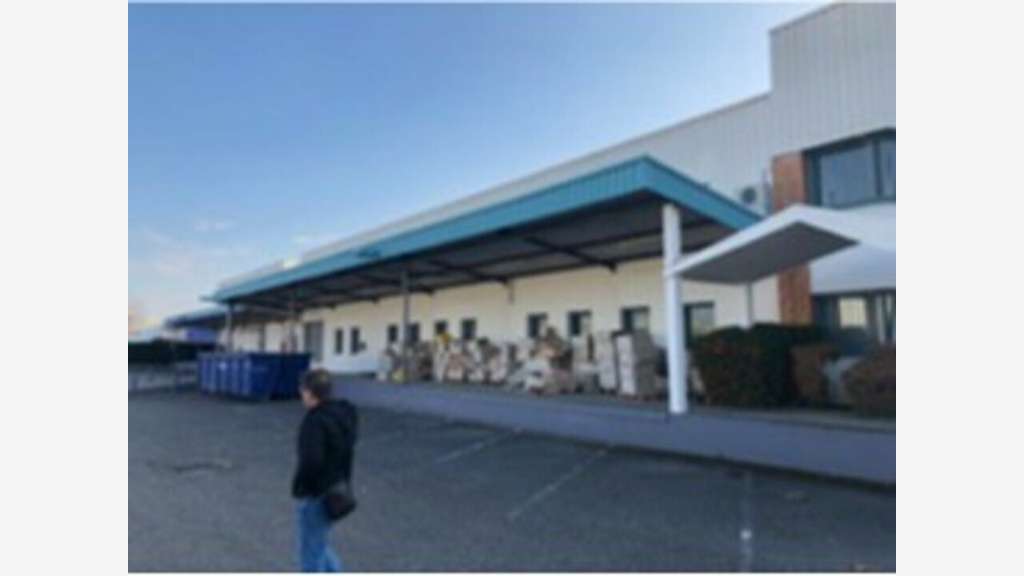 A louer dépôt 260m² accès facilité à Vénissieux 