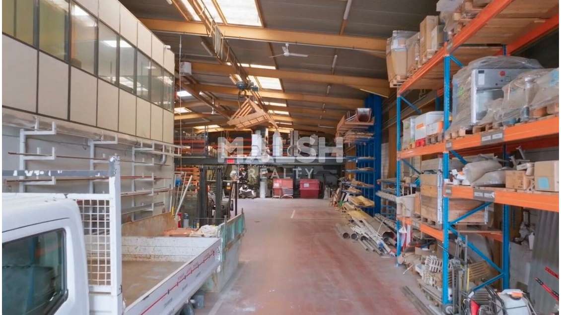 Bâtiment d'activités indépendant à Vénissieux