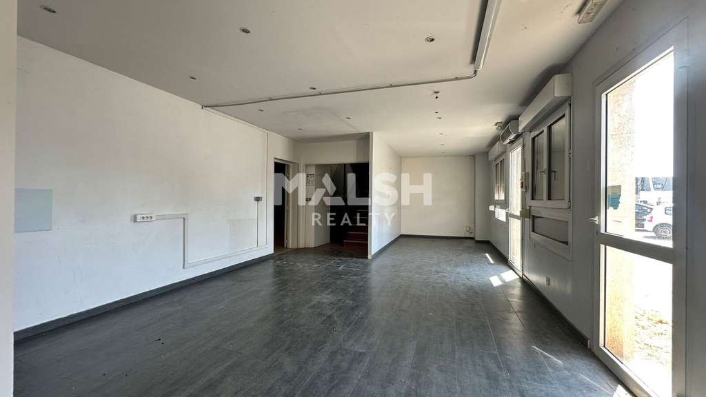 Local d'activités à louer 384m² à Vénissieux