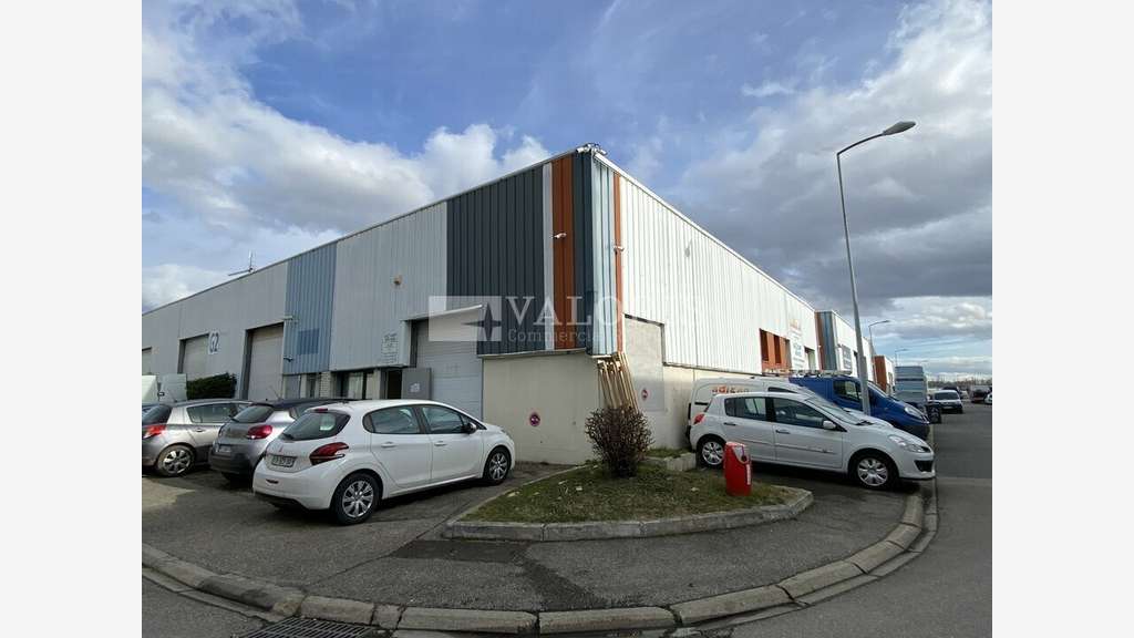Locaux à louer parc du Génie à Vénissieux