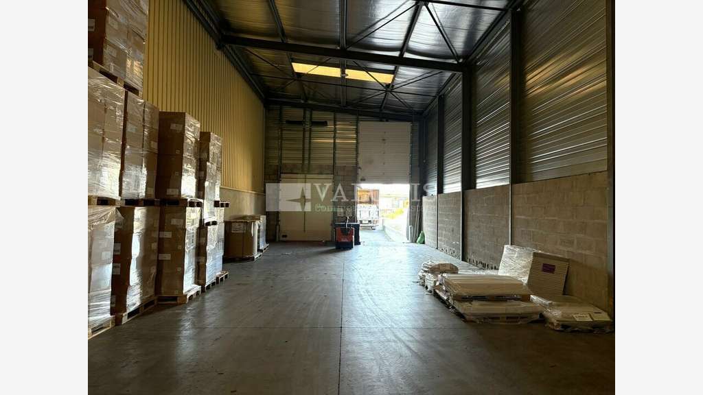 VENISSIEUX - ENTREPOT - LOGISTIQUE à louer
