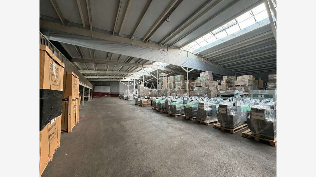 VENISSIEUX - ENTREPOT - LOGISTIQUE à louer