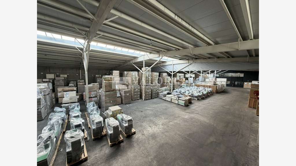VENISSIEUX - ENTREPOT - LOGISTIQUE à louer