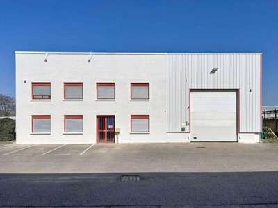 A louer local d'activité 1475m² Vénissieux centre