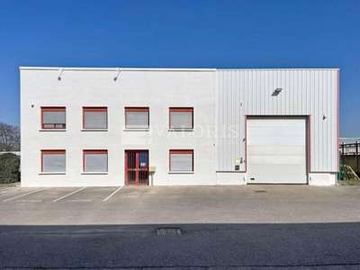 A louer local d'activité 1475m² Vénissieux centre