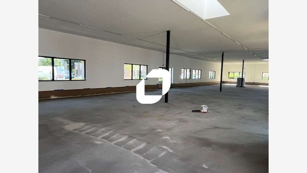 A louer Local d'activité 1646m² Venissieux