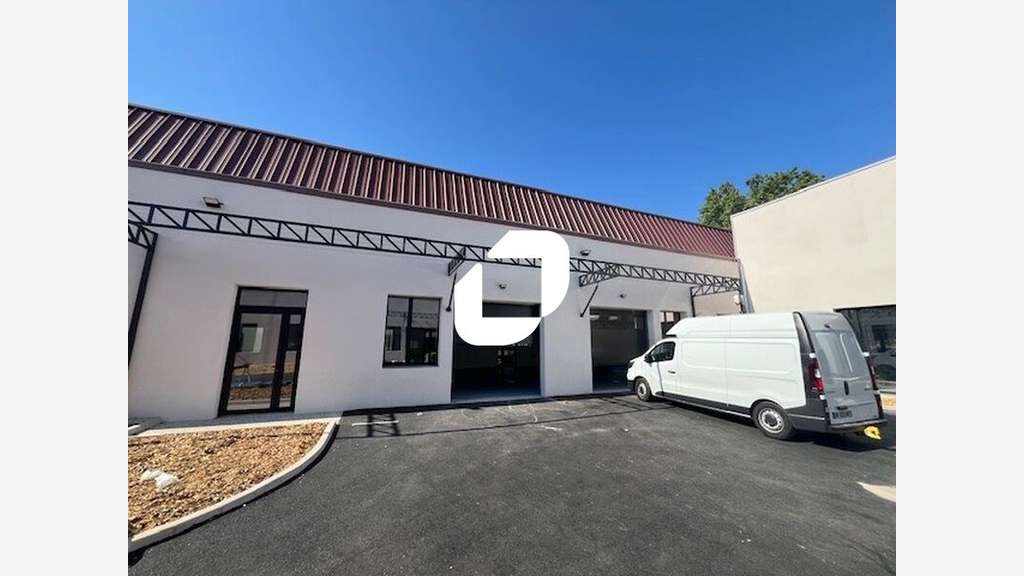 A louer Local d'activité 1646m² Venissieux