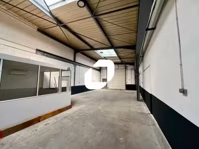 A louer Local d'activité 1431m² Venissieux