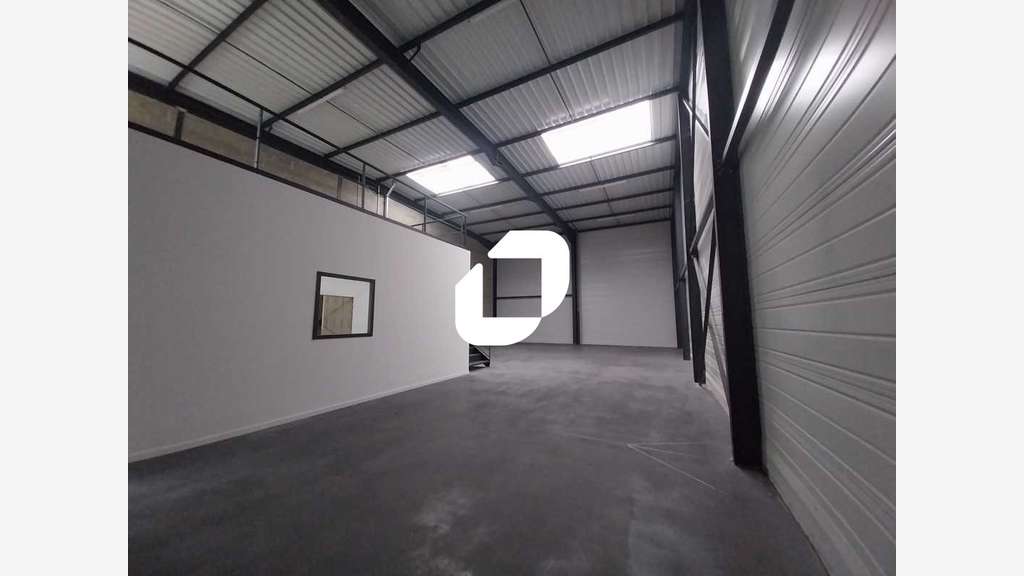 A louer Local d'activité 269m² Venissieux