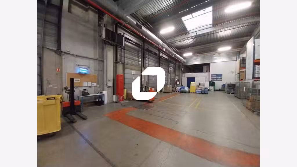 A louer Local d'activité 9925m² Venissieux
