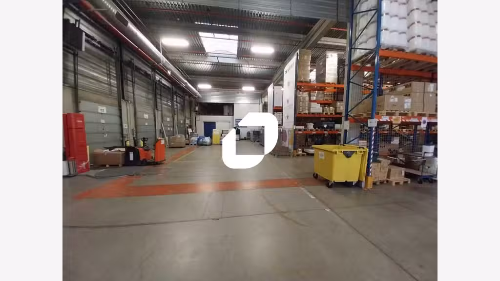 A louer Local d'activité 9925m² Venissieux