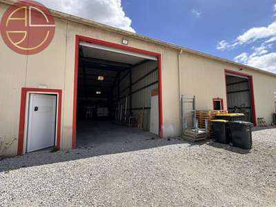 Location Locaux d'activités - Entrepôts à Verfeil