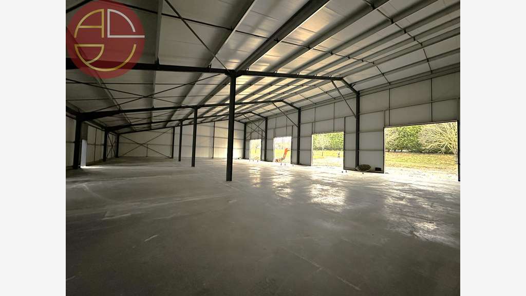 A louer entrepôt 600m² divisible à Verfeil A68