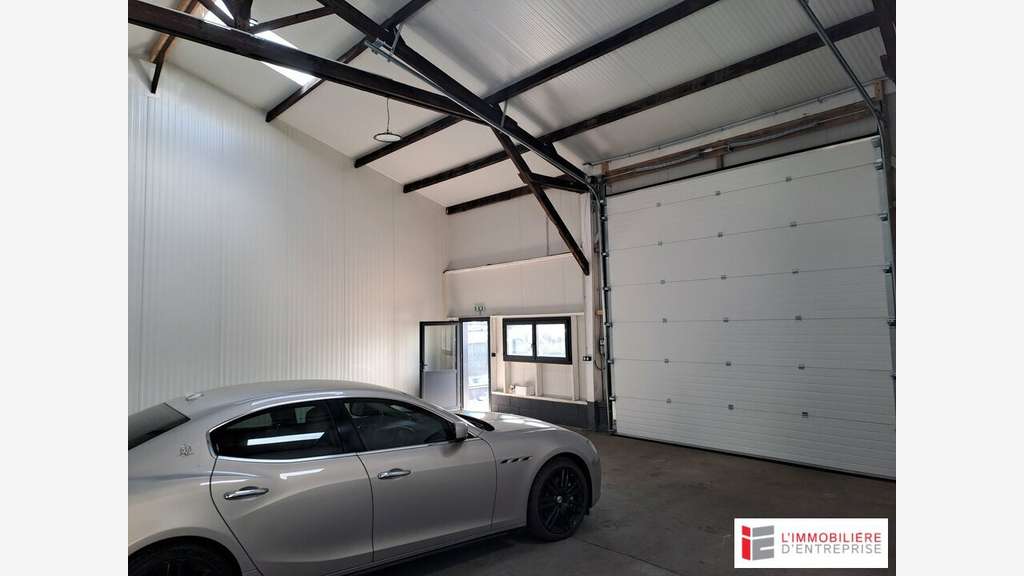 Location local d'activité 250m² à Saint-Armel