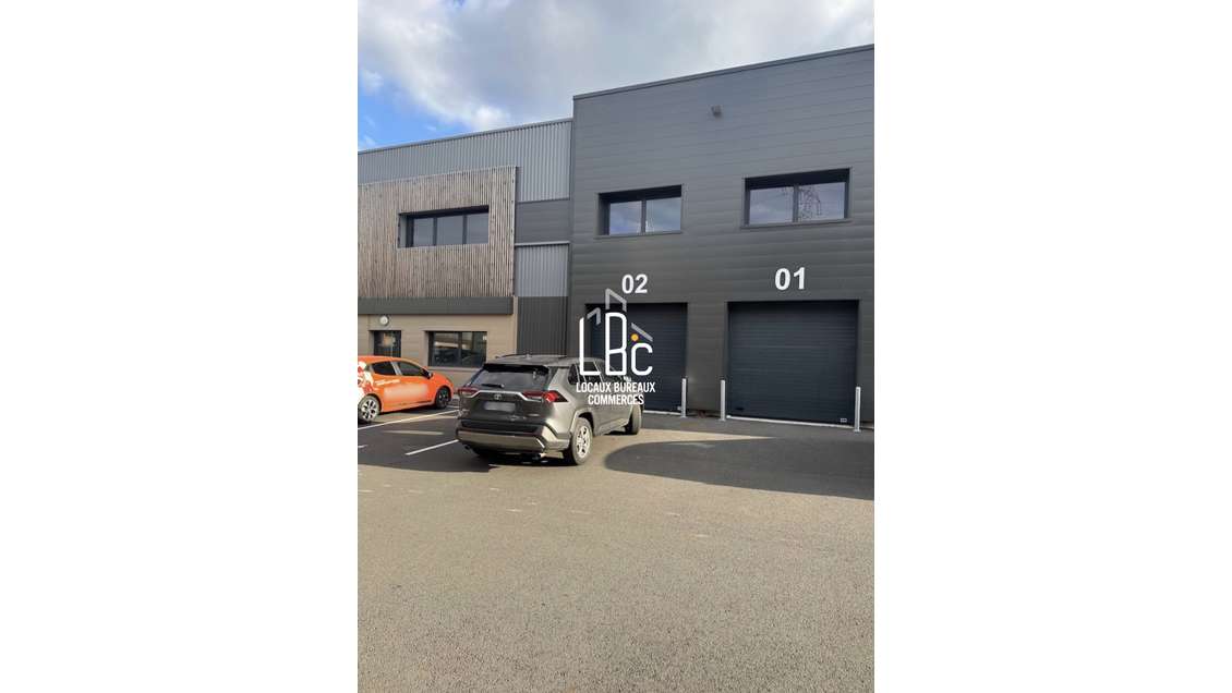 Location local pro 254m² zone d'activités Vertou