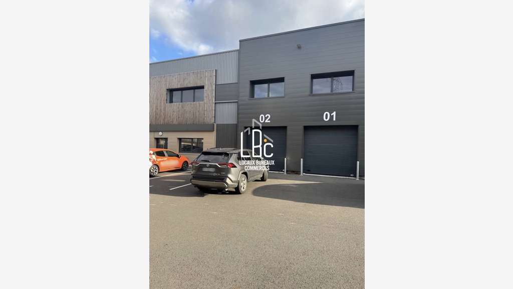 Location local pro 254m² zone d'activités Vertou