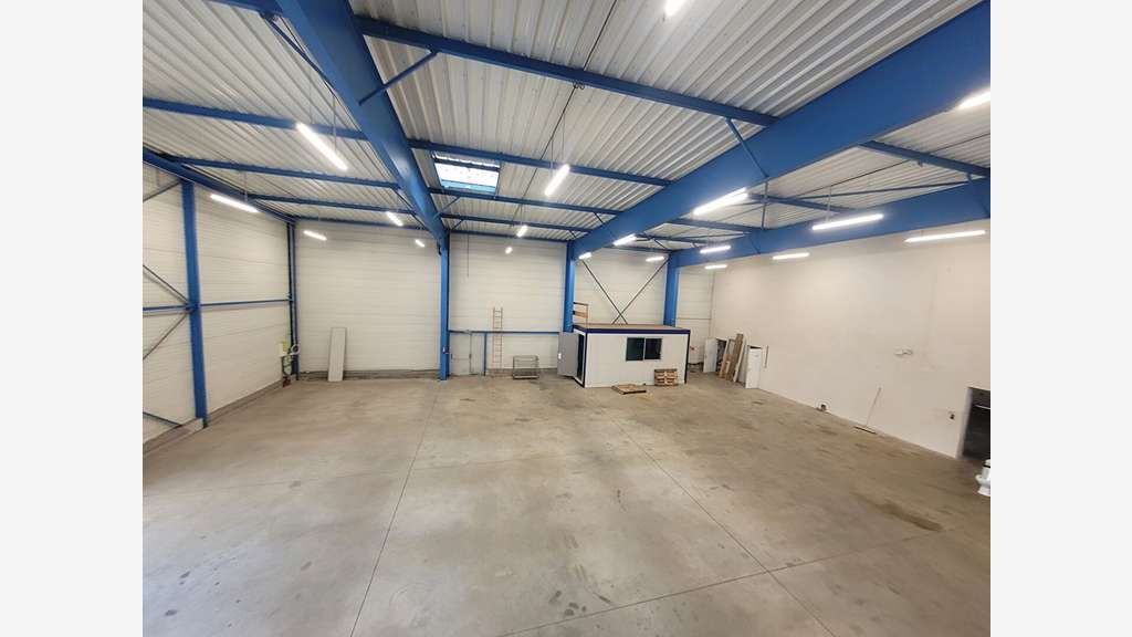 A louer bâtiment d'activité de 1073m² à Vertou
