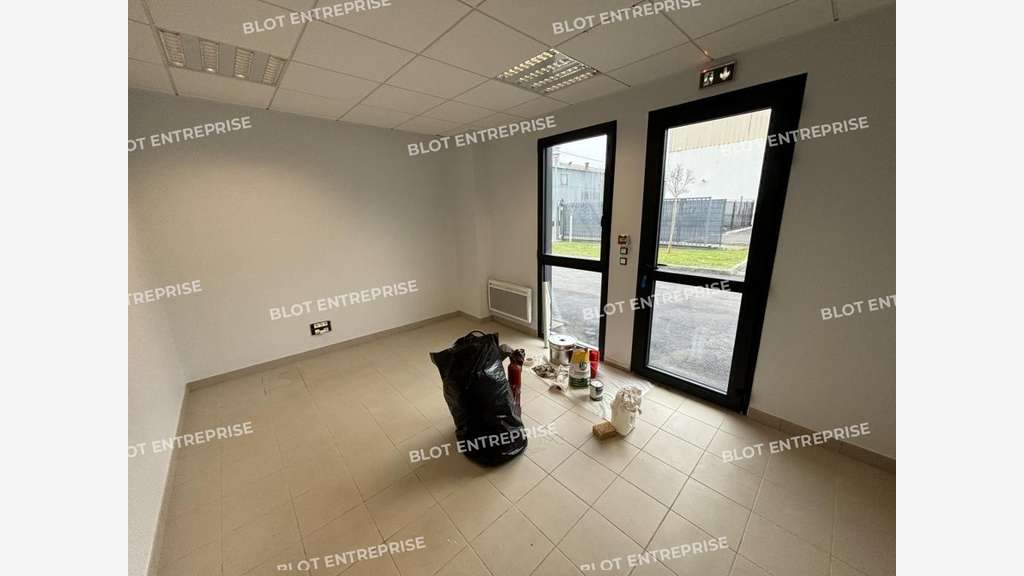 A louer local activités 170m² à Vertou