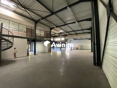 Location Locaux d'activités - Entrepôts à Veurey-Voroize