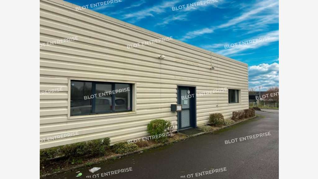 A louer cellule d'activités 150m² Vezin-le-Coquet