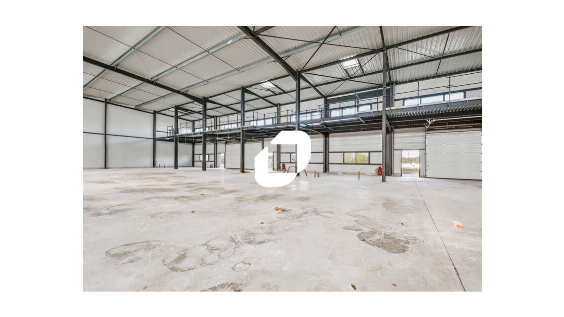 A louer Local d'activité 850m² Viarmes