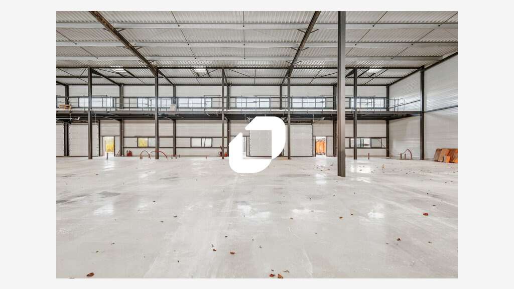 A louer Local d'activité 850m² Viarmes