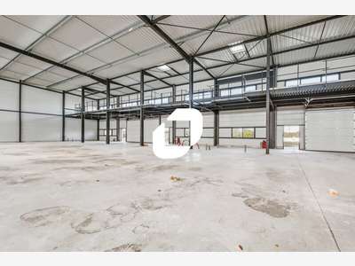 A louer Local d'activité 850m² Viarmes