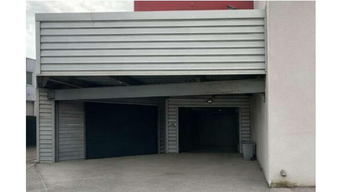 A louer local d'activité 240m² à Vic-la-Gardiole