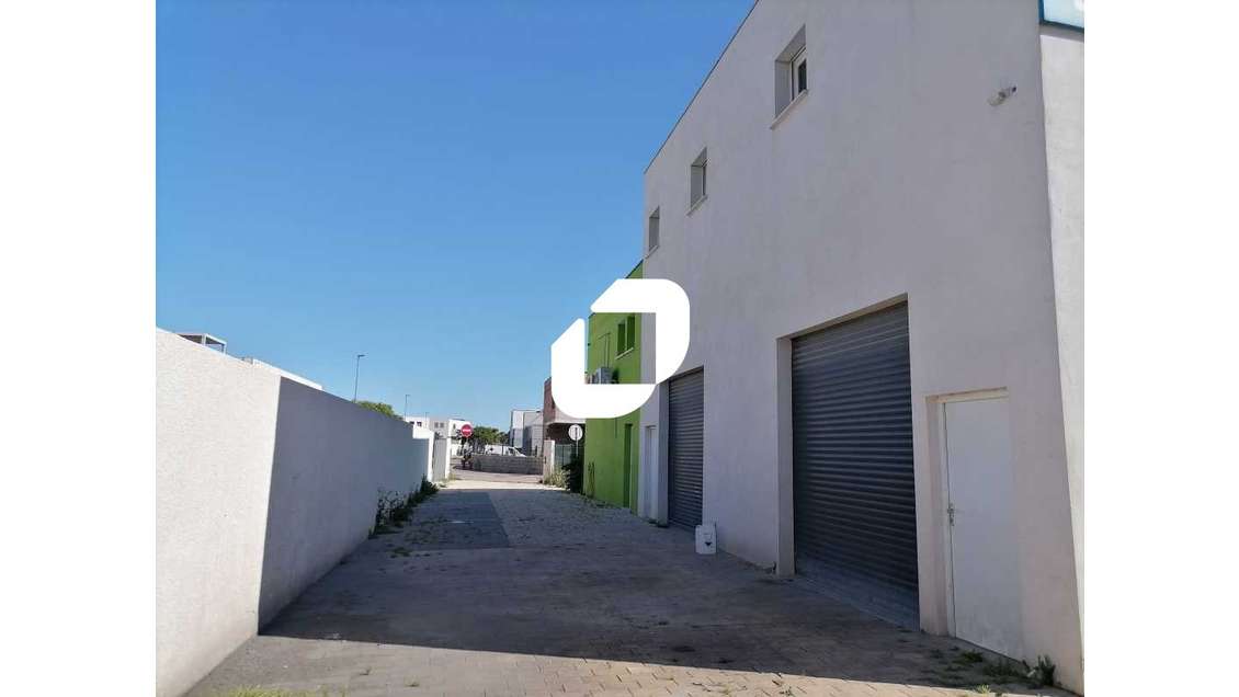 A louer Local d'activité 89m² Vic la gardiole