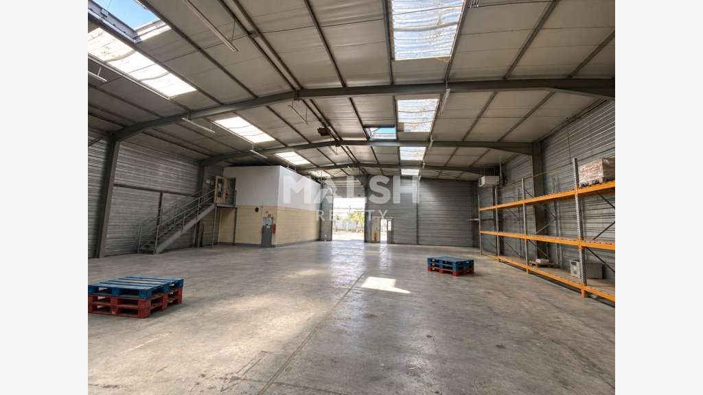 Local d'Activité à VIENNE - A LOUER - 520 m²