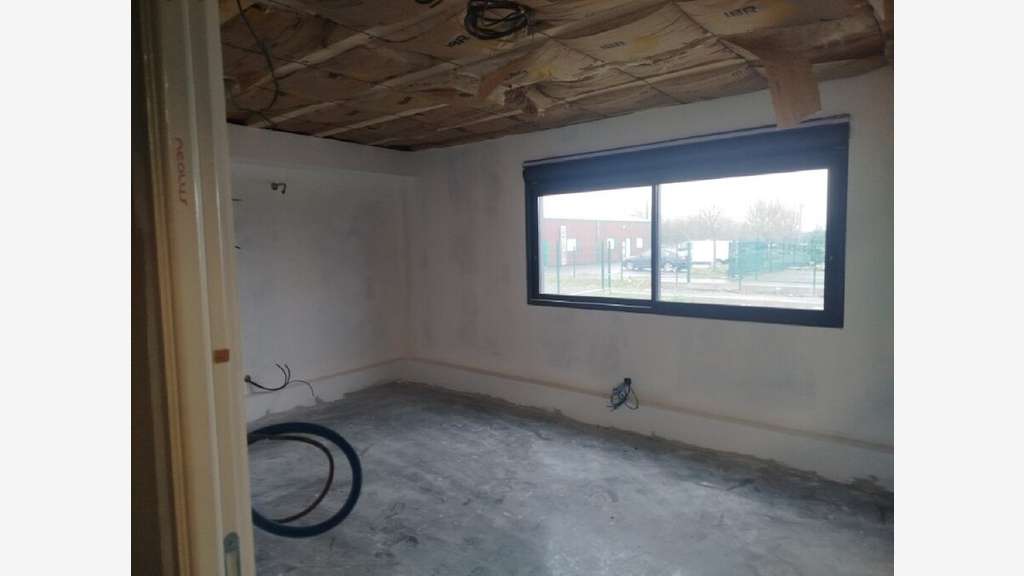 À louer – Local d'activités de 336 m² à Vierzon – 