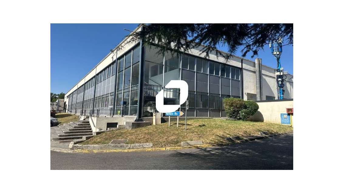 À proximité du centre commercial Villebon 2, et de