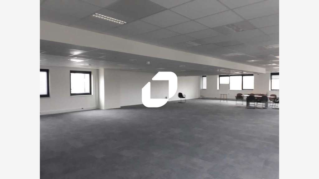 A louer Local d'activité 301m² Villebon sur yvette