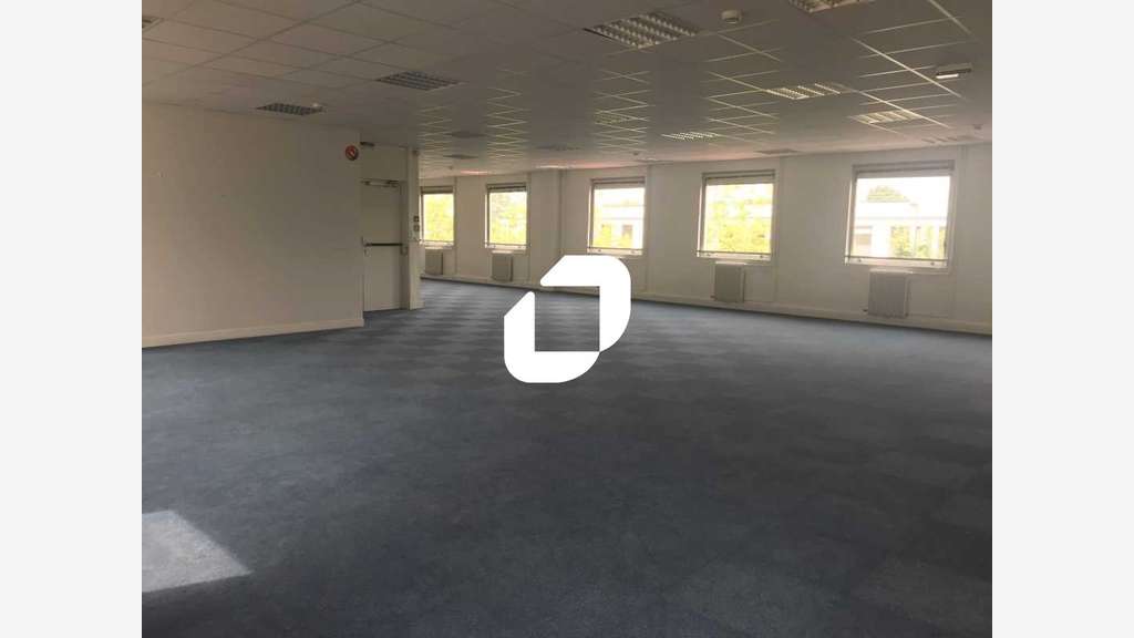 A louer Local d'activité 227m² Villebon sur yvette